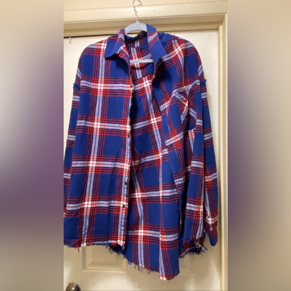Women’s Plaid Button Up
